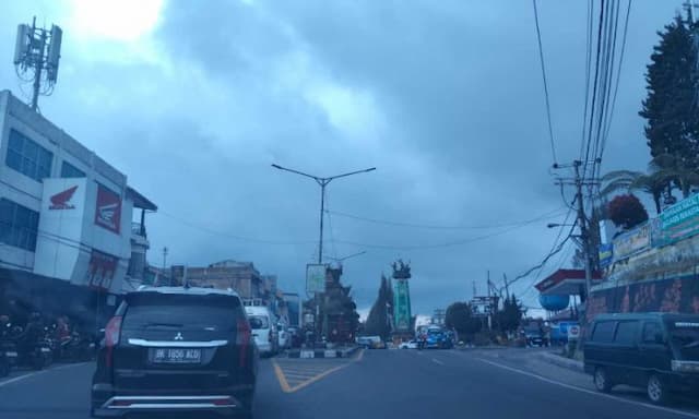 sehari_jelang_tahun_baru_2026_kota_wisata_berastagi_masih_sepi