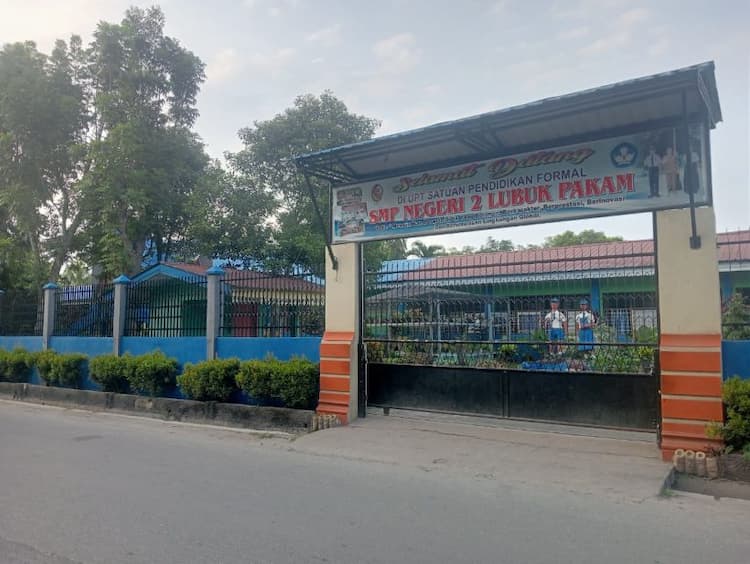kepala_smp_negeri_2_galang_diduga_jarang_ngantor