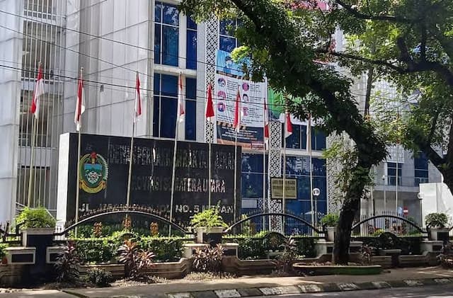 100_caleg_lolos_dprd_sumut_ini_nama_nama_caleg_petahana_dan_pendatang_baru_terpilih