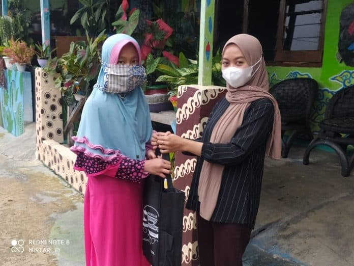 100_pelukis_siap_beraksi_di_gelegar_payung_nusantara_alat_dan_bahan_untuk_berkarya_mulai_didistribusikan