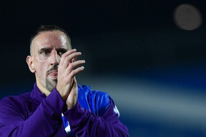 10_pemain_dan_staf_fiorentina_positif_corona