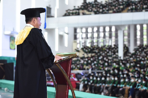 1150_mahasiswa_usu_diwisuda_rektor_bilang_begini