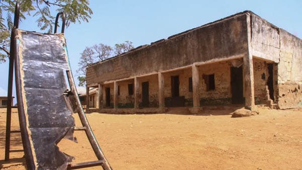 137_pelajar_nigeria_yang_diculik_telah_dibebaskan