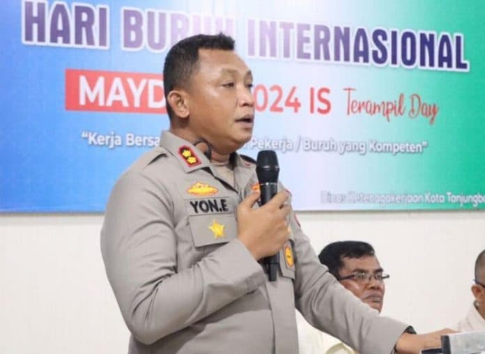 142_personel_polres_tanjung_balai_amankan_hari_buruh_internasional