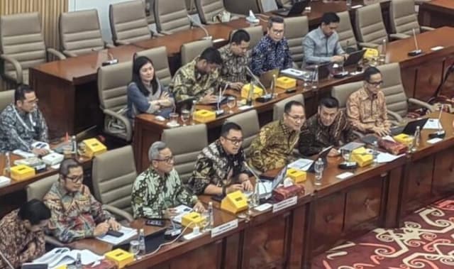 14_bumn_kondisi_tak_baik_dan_6_berpotensi_dibubarkan