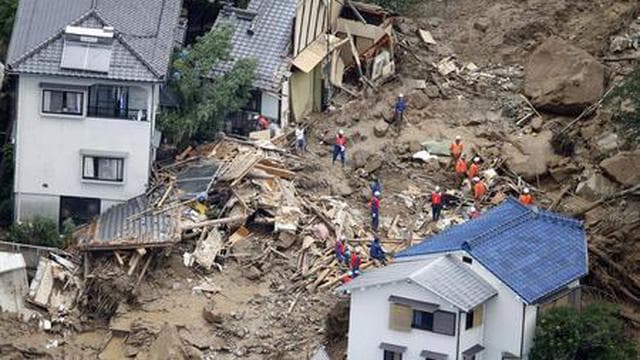 14_orang_tewas_akibat_banjir_dan_tanah_longsor_di_jepang