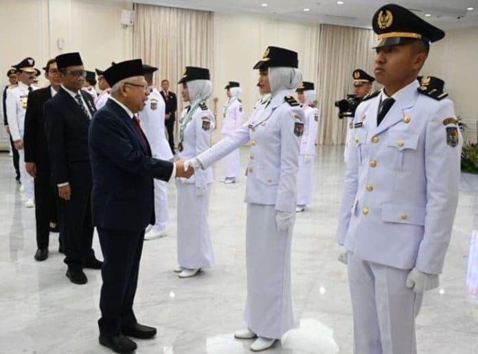 1627_lulusan_ipdn_dilantik_wapres_dari_sumut_raih_ipk_tertinggi