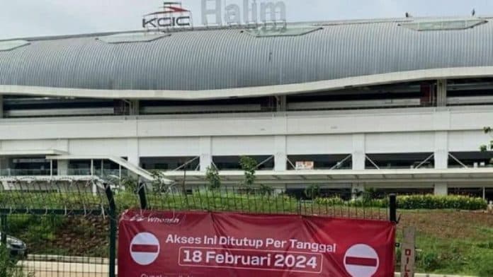 18_februari_akses_tol_ke_stasiun_kereta_cepat_halim_ditutup_permanen