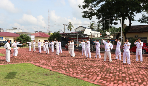 22_personil_polres_batu_bara_ikuti_ujian_bela_diri