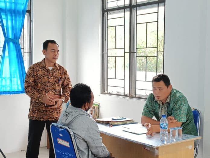 2496_calon_pps_ikuti_tes_wawancara_di_simalungun