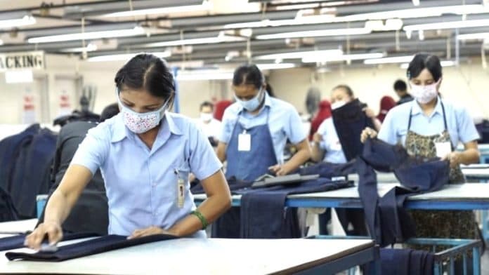 250000_buruh_kena_phk_akibat_60_pabrik_tekstil_bangkrut