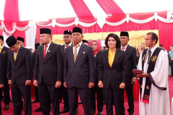30_dprd_kota_padangsidempuan_dilantik_berikut_nama_namanya