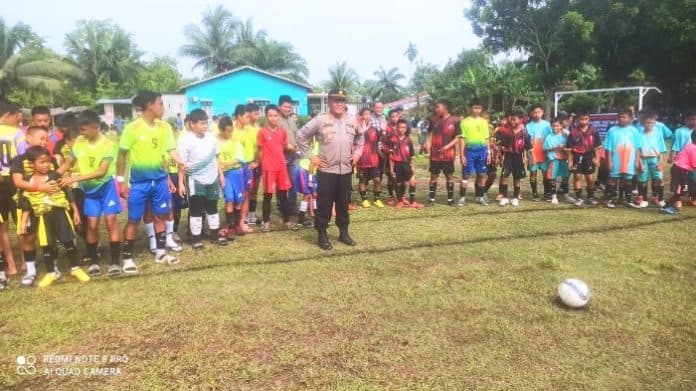 36_tim_dari_5_daerah_ikuti_turnamen_sepakbola_u_13_di_batu_bara