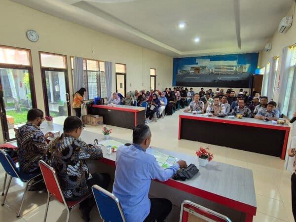 378_perangkat_kelurahan_di_kecamatan_kisaran_barat_akan_dapat_perlindungan_sosial_ketenagakerjaan