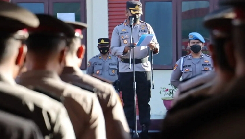 40_personel_polres_tebing_tinggi_naik_pangkat