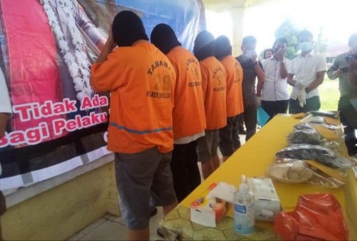 4_pelaku_persekusi_hingga_youvanry_aldryansyah_purba_tewas_dihukum_4_bulan_penjara