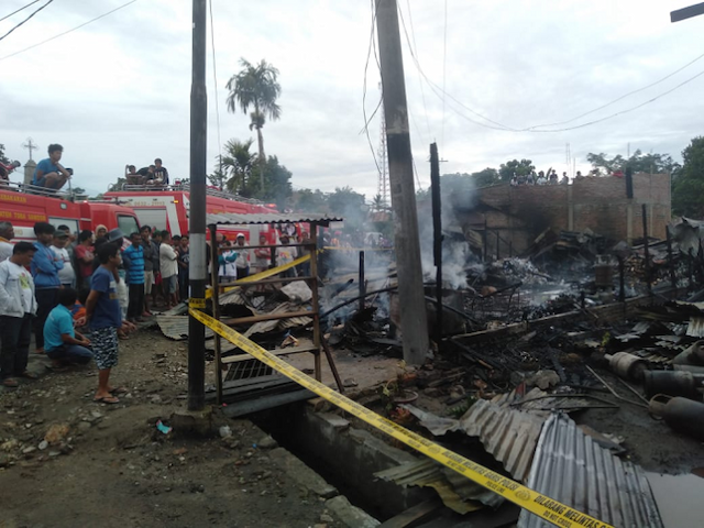 4_unit_rumah_ludes_dilalap_si_jago_merah_di_laguboti_toba