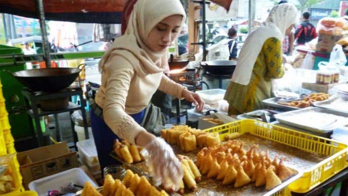 55_pebisnis_tak_yakin_bisa_bertahan_lawan_corona_solusinya