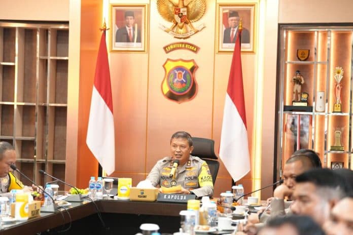 6_polres_di_sumut_tanda_tangani_sk_pembentukan_fllaj