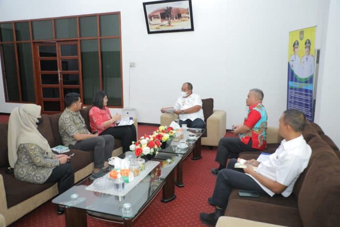 78_persen_masyarakat_asahan_terlindungi_program_jkn_kis