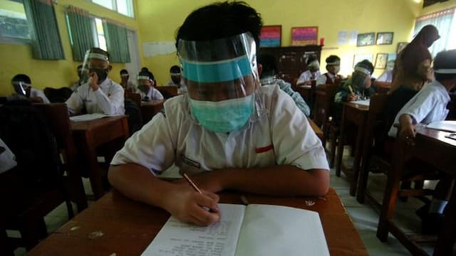 79_daerah_langgar_aturan_sekolah_di_era_pandemi