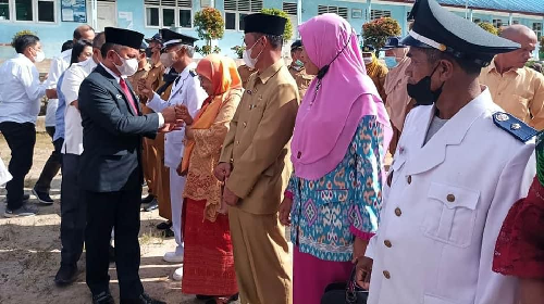 81_kepala_sdn_52_administrator_dan_pengawas_dilantik_di_simalungun