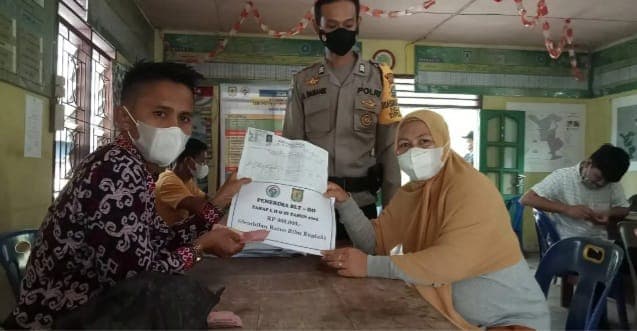 87_kk_warga_simalas_terima_blt_dana_desa_di_sergai