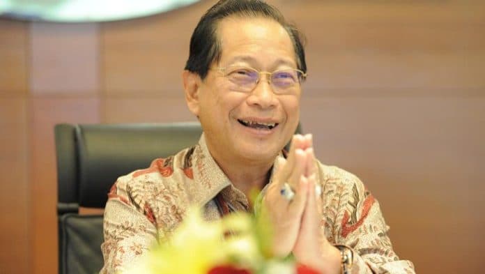 8_juta_lembar_saham_bca_diwariskan_jahja_setiaatmadja_pada_kedua_putrinya