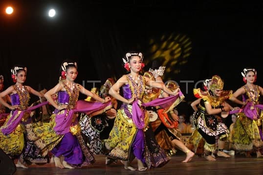 9_delegasi_negara_asean_hadir_di_panji_festival_2023