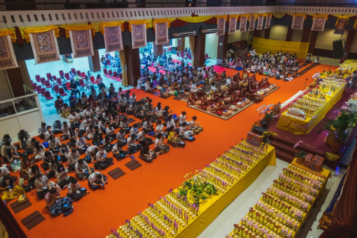 ada_gamelan_selonding_dimainkan_saat_perayaan_hari_raya_waisak_se_jabodetabek