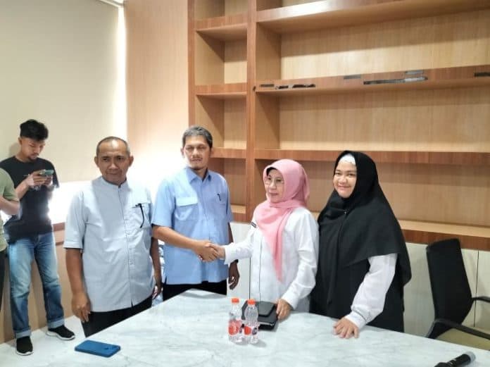 ada_solusi_dari_mediasi_pt_psu_janji_bayar_gaji_25_persen