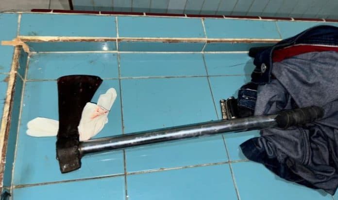 adu_mulut_dipicu_geber_motor_pria_di_labuhanbatu_habisi_nyawa_tetangga_dengan_kapak