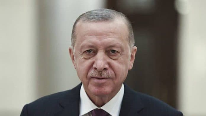agustus_mendatang_erdogan_dan_assad_kemungkinan_bertemu_di_moskow