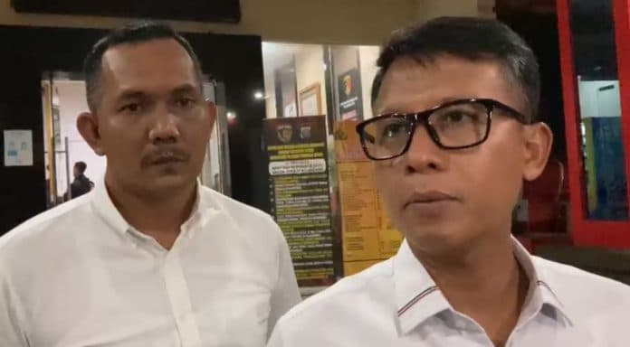 akbp_achiruddin_hasibuan_jalani_pemeriksaan_hampir_7_jam