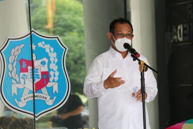 akhyar_18_kecamatan_zona_merah_151_warga_medan_positif_covid_19