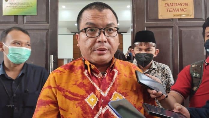 aktivis_politik_bongkar_dua_strategi_jokowi_soft_landing_usai_menjabat