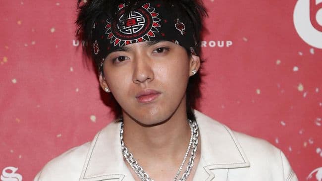 aktor_kris_wu_divonis_13_tahun_penjara_atas_kasus_pemerkosaan_dan_pencabulan