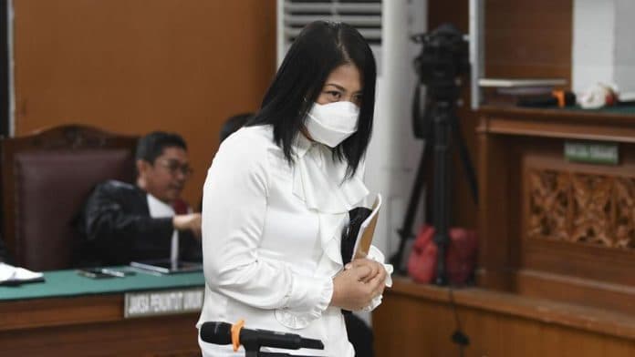 alasan_memberatkan_hukuman_putri_candrawathi_memutus_masa_depan_banyak_polisi