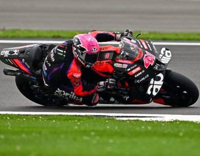 aleix_espargaro_ukir_waktu_tercepat_di_fp1_motogp_catalunya