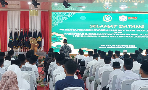 alumni_pesantren_diharapkan_bantu_pemerintah_beri_solusi_kemandirian_ekonomi