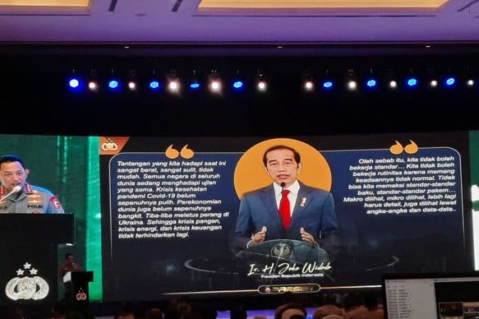 amankan_pemilu_2024_kapolri_gelar_apel_dengan_kasatwil