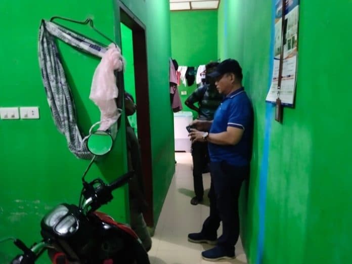 anak_polisi_ditemukan_bunuh_diri_di_palas_warga_geger