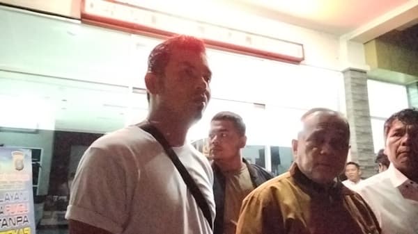 ancam_kades_polda_sumut_segera_periksa_mantan_wali_kota_padangsidimpuan
