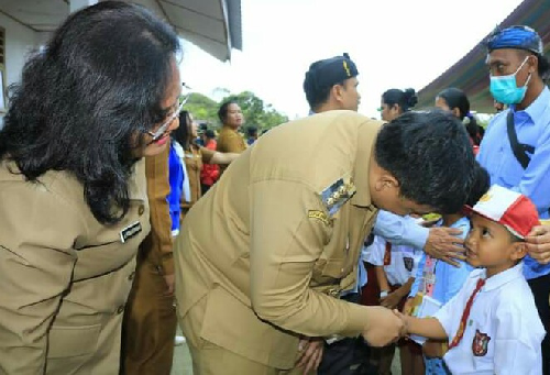 anggaran_rp100_juta_untuk_infrastruktur_desa_ditampung_di_apbd_samosir_2023