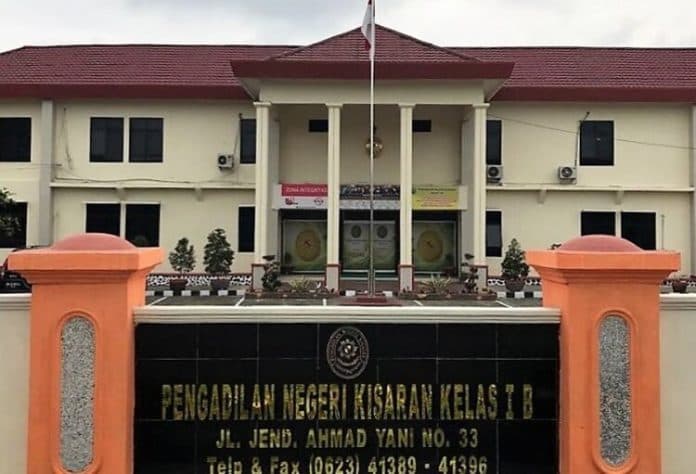 anggota_aliansi_tani_di_asahan_pukul_karyawan_pt_spr_divonis_2_bulan_penjara