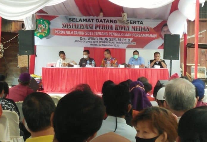 anggota_dprd_medan_ajak_warga_jangan_buang_sampah_sembarangan