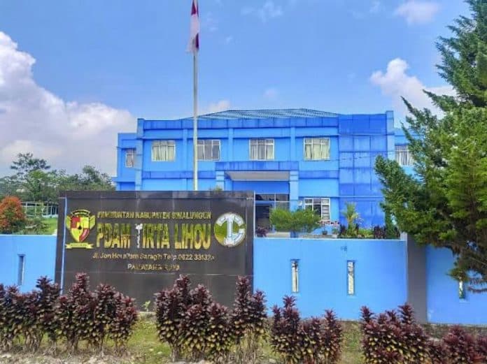 anggota_dprd_minta_pelantikan_direksi_pdam_tirta_lihou_simalungun_ditunda