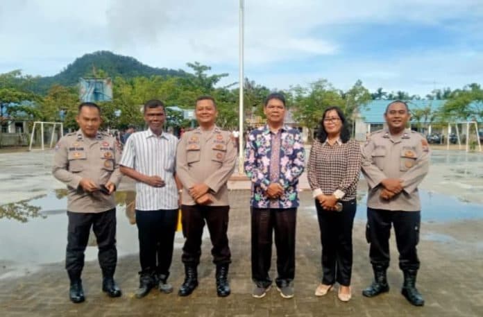 antisipasi_kenakalan_remaja_sat_binmas_polres_tapteng_gelar_goes_to_school