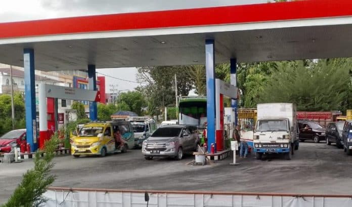 antrean_kendaraan_memanjang_di_spbu_begini_hasil_monitoring_pemko_siantar