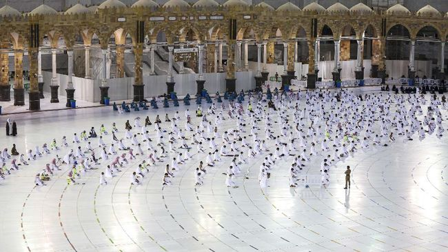 arab_saudi_hentikan_sementara_visa_umroh_indonesia